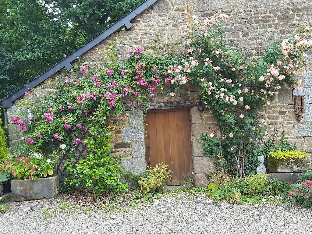 **** Couette-café Bed and Breakfast Manoir de la Branche à Maen Roch France