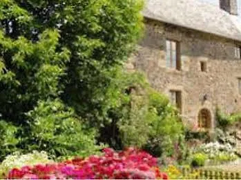 **** Couette-café Bed and Breakfast Manoir de la Branche à Maen Roch France