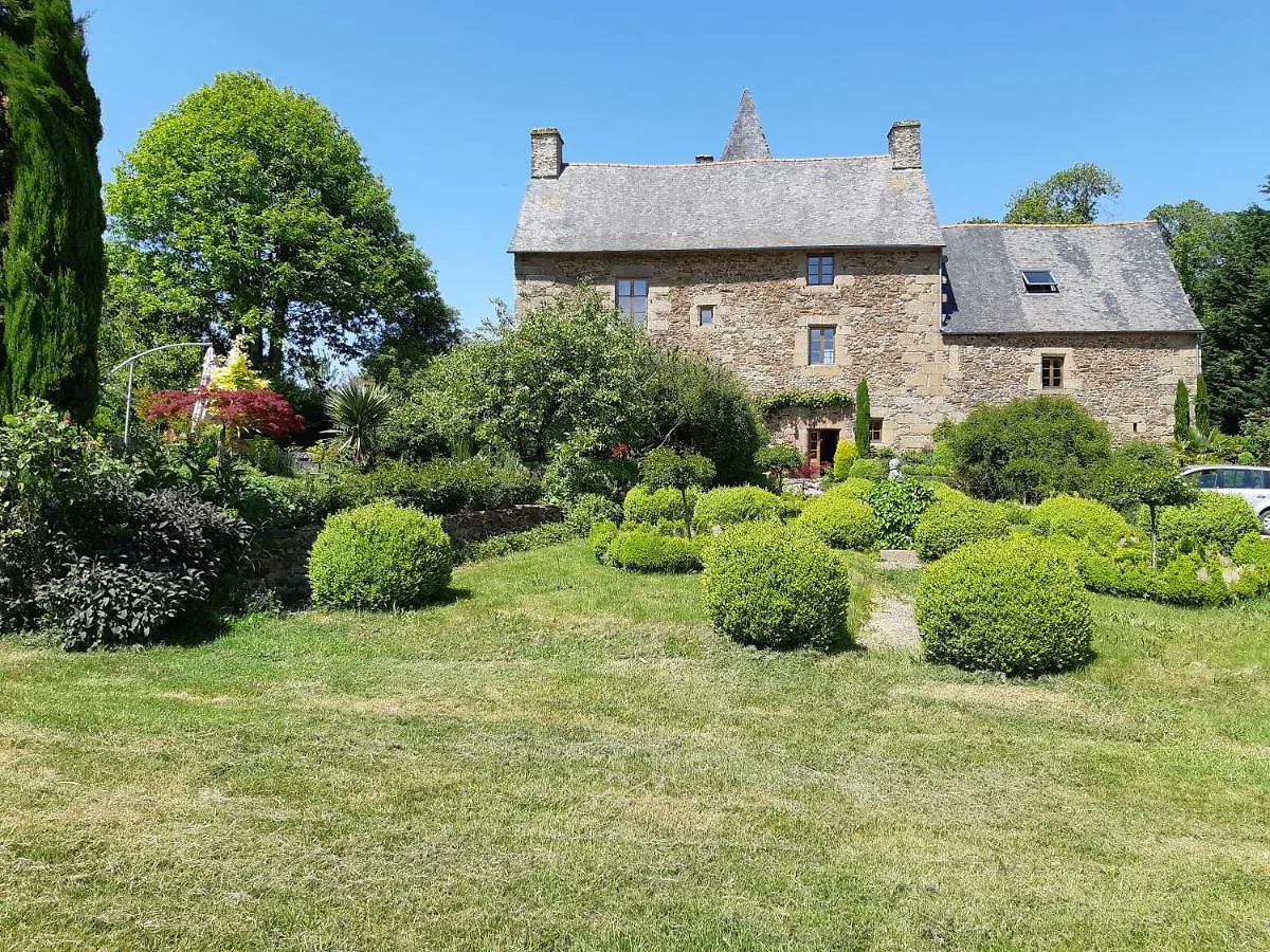 Bed and Breakfast Manoir de la Branche à Maen Roch Couette-café