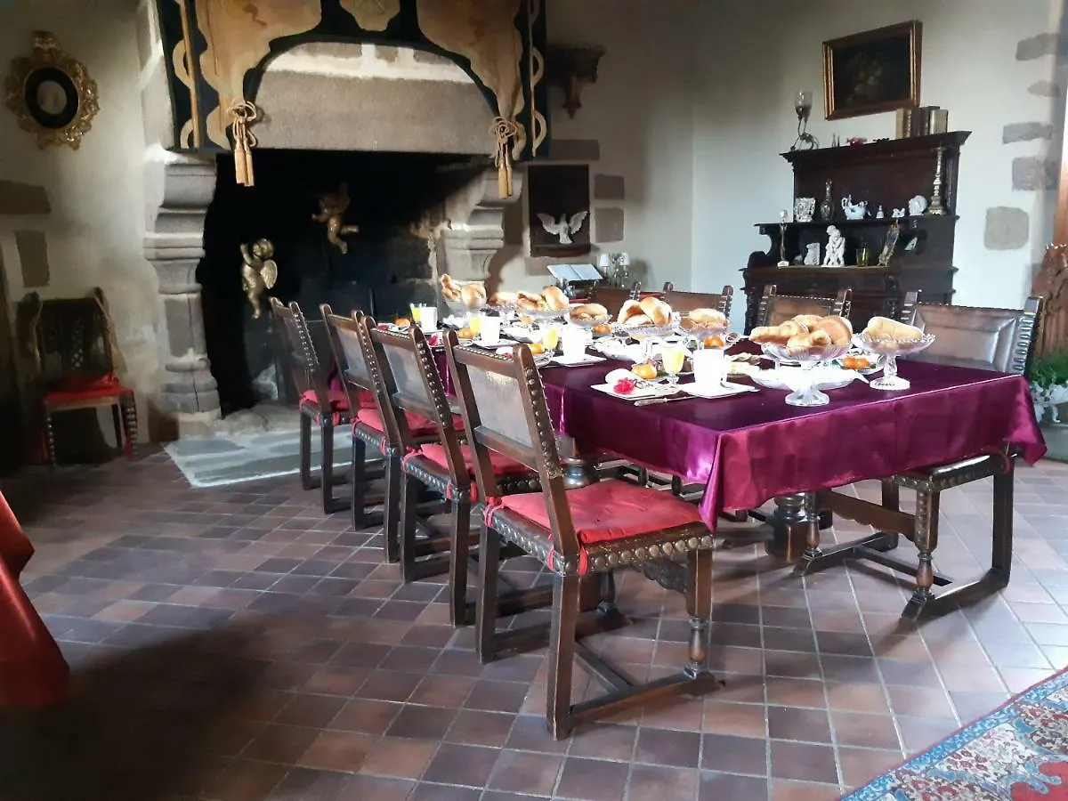 **** Couette-café Bed and Breakfast Manoir de la Branche à Maen Roch France