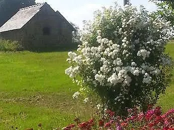 Manoir De La Branche Bed and Breakfast Maen Roch 4*,